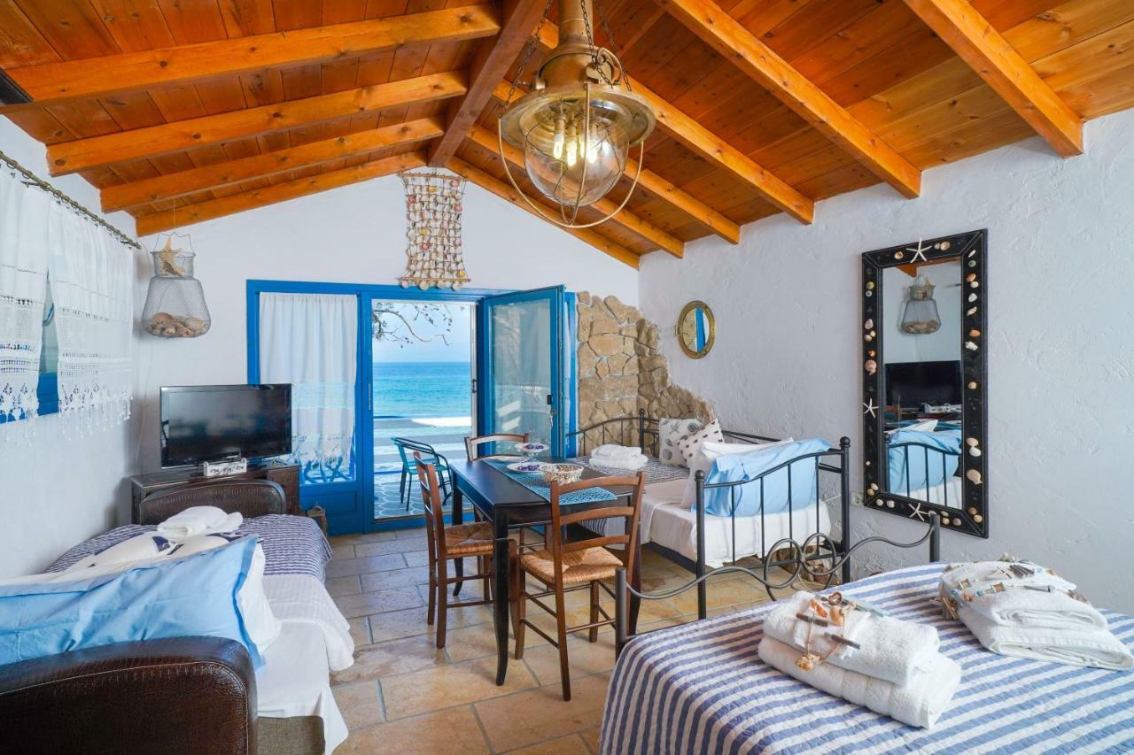Agyrovoli Bungalow Skala Kallirakhis Bagian luar foto